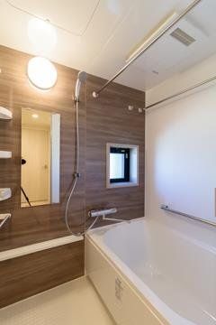 バス・シャワールーム　※別のお部屋の写真です。