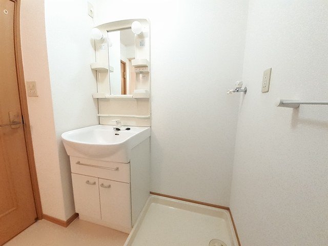 洗面設備　洗面所です