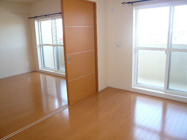 居室・リビング　別部屋参考写真
