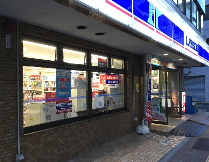 コンビニ　ローソン 台東三丁目店（コンビニ）まで404m