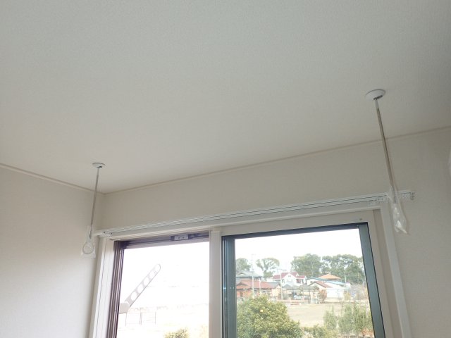 その他設備　室内物干し