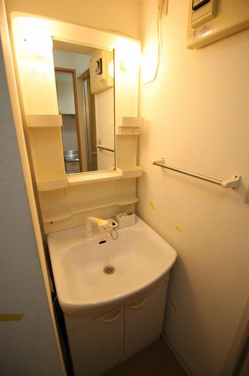 洗面設備　別の部屋の写真です