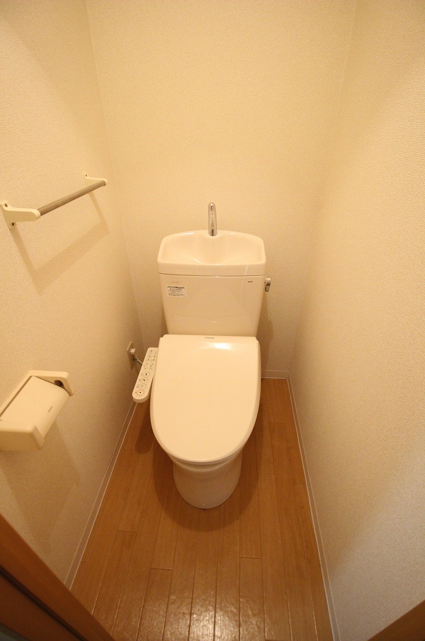 トイレ　別の部屋の写真です