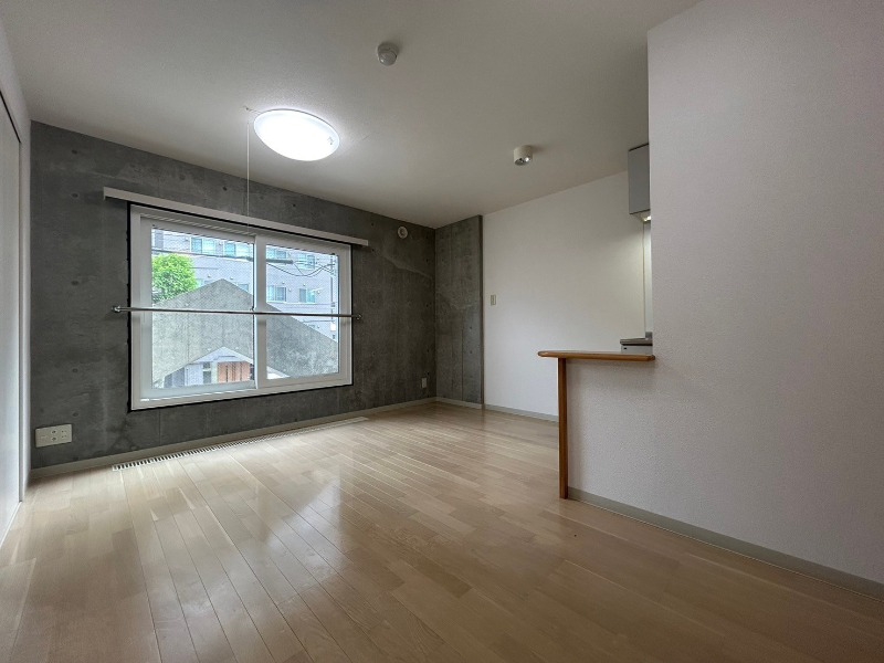 居室・リビング　広くてキレイなお部屋が広がっていて、充実した生活が送れそう。