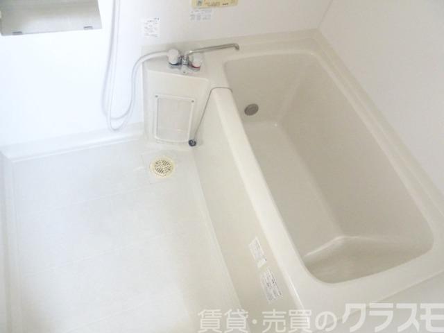 バス・シャワールーム　浴室乾燥機＆追い焚き機能付きバス♪