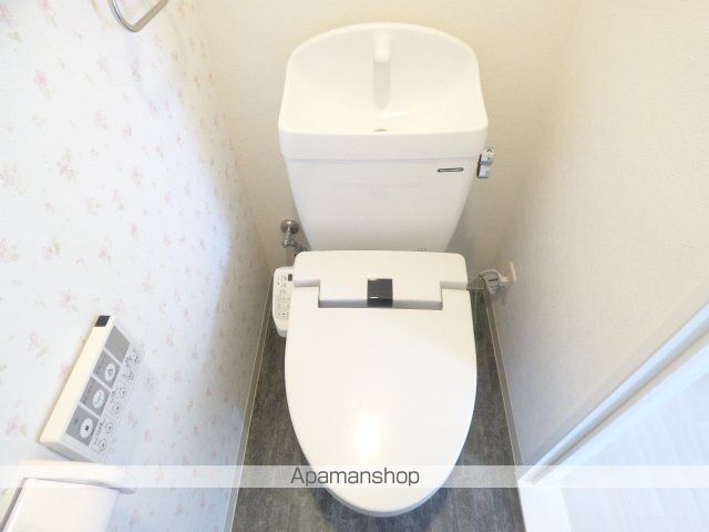 地下鉄千日前線 小路駅 徒歩8分 9階建 築11年のトイレ写真