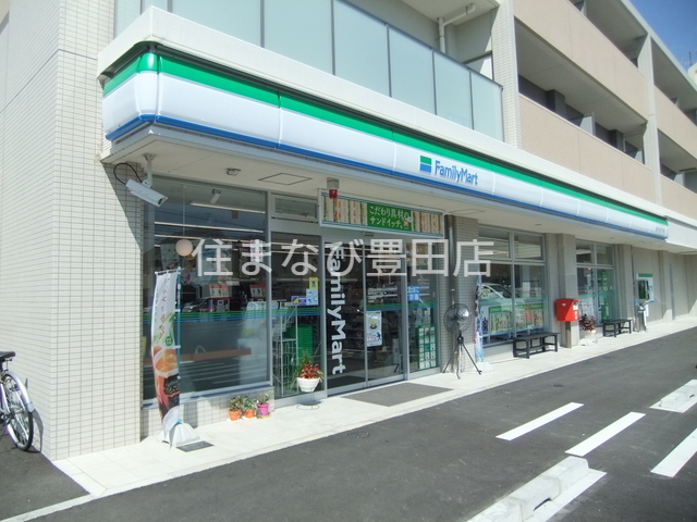 コンビニ　ファミリーマート豊田平山町六丁目店（コンビニ）まで182m