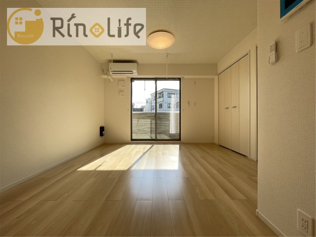 居室・リビング　※同仕様タイプ