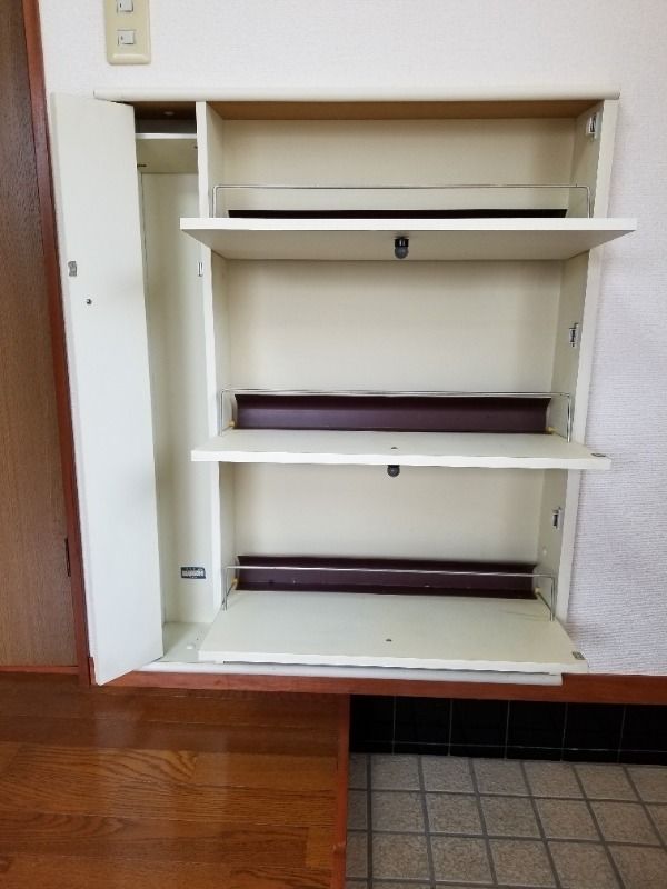 収納