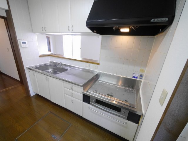 小倉台6丁目戸建のキッチン写真
