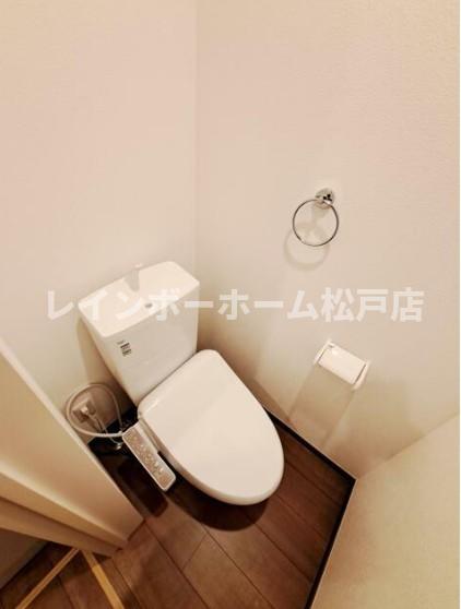 トイレ　清潔感のあるトイレです
