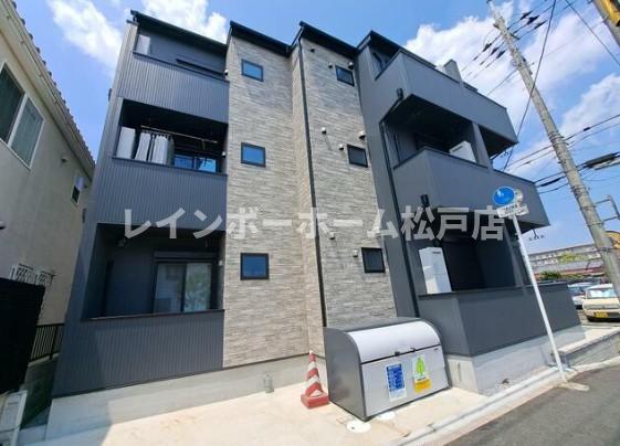 建物外観　外観は落ち着いています