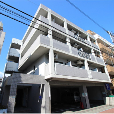 建物外観　最寄り駅まで徒歩６分の物件です！