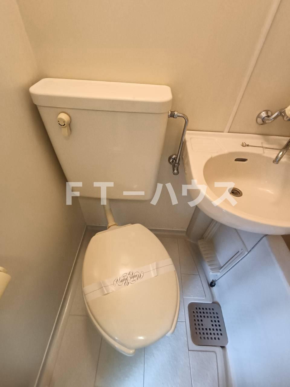 ハートハウス原木中山のトイレ写真
