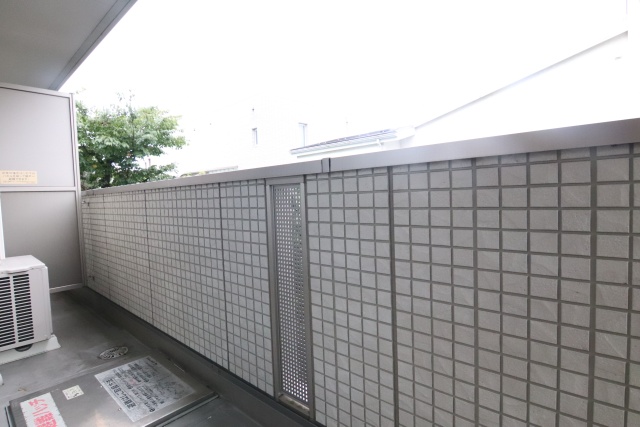 バルコニー　※別室の参考写真の為、現況優先です。