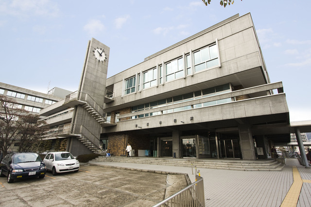 役所　箕面市役所（役所）まで1915m