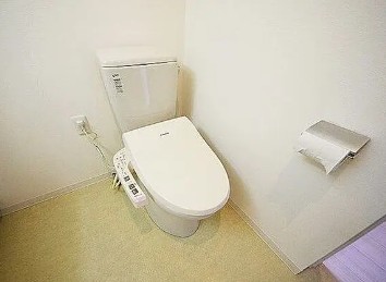 都営三田線 白金高輪駅 徒歩2分 11階建 築14年のトイレ写真