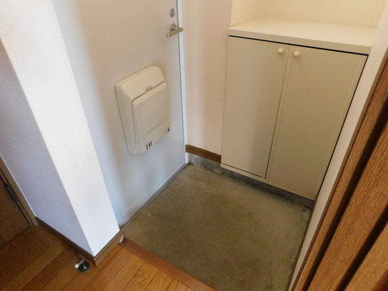玄関　同タイプのお部屋の写真です