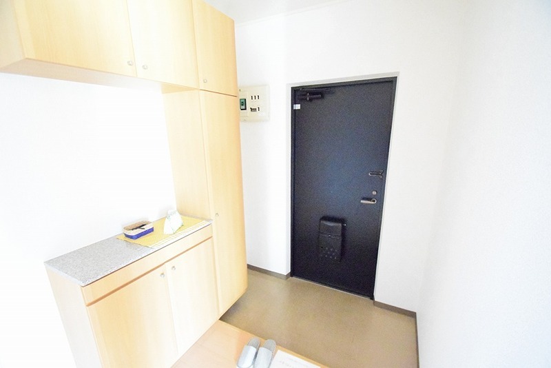 宮ノ脇マンションの玄関写真