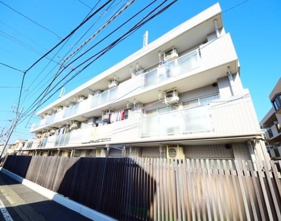 【横浜市旭区二俣川のマンションの建物外観】