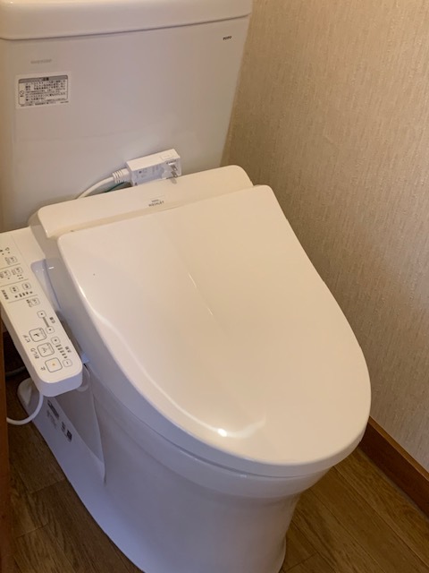 【泉コーポのトイレ】