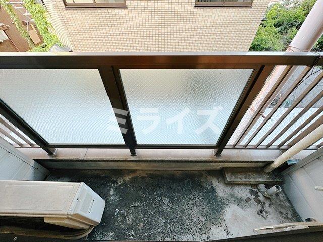 【吹田市高浜町のマンションのバルコニー】