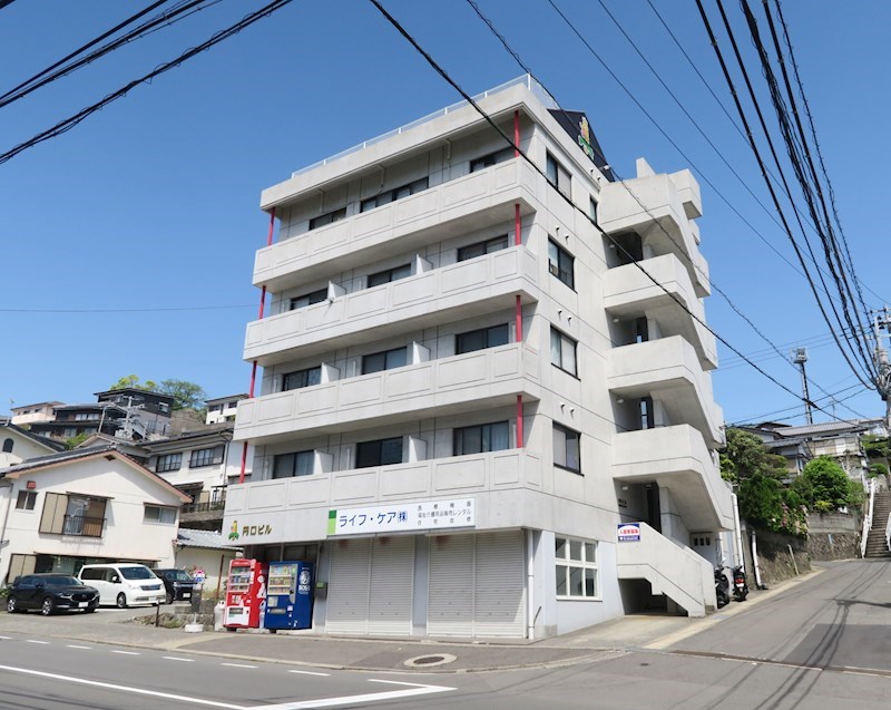 円口ビル葉山の建物外観