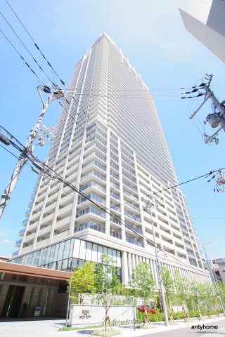 【ブランズタワー梅田NORTHの建物外観】