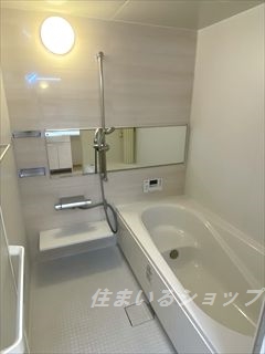 【広島市安佐北区亀山のアパートのバス・シャワールーム】