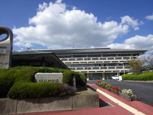 【生駒郡斑鳩町法隆寺東のアパートの役所】