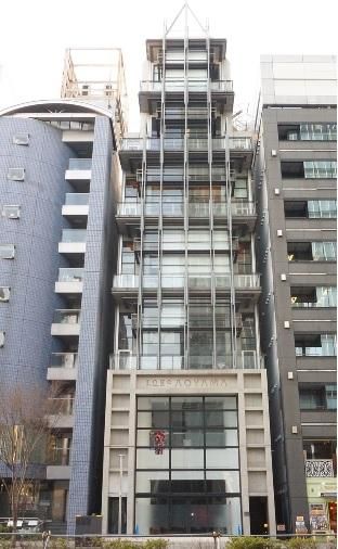 港区北青山のマンションの建物外観