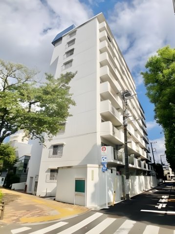 【文京区小石川のマンションの建物外観】