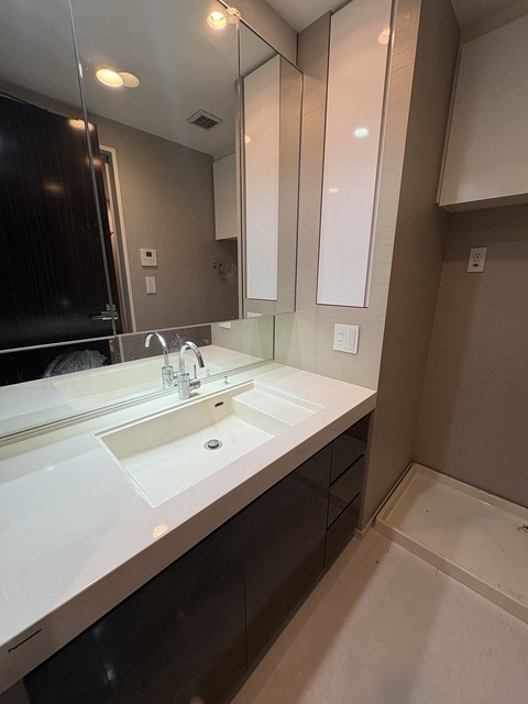 洗面設備　洗面化粧台