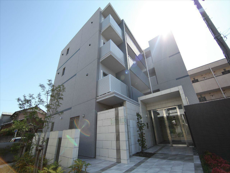 建物外観　外観　防犯カメラ付　オートロック付