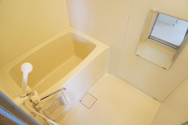 バス・シャワールーム　浴室