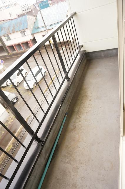 バルコニー　バルコニー