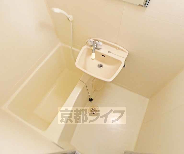 バス・シャワールーム　浴室です。