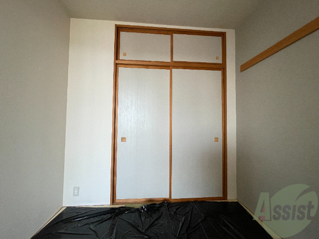 収納　収納スペースです。お洋服やお荷物はこちらへ。