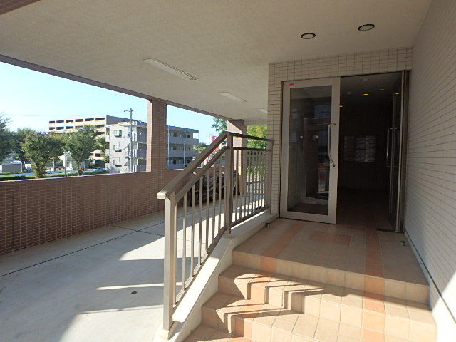 エントランス　建物入口