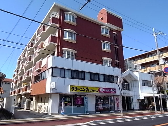 建物外観　コープ西明石店まですぐ