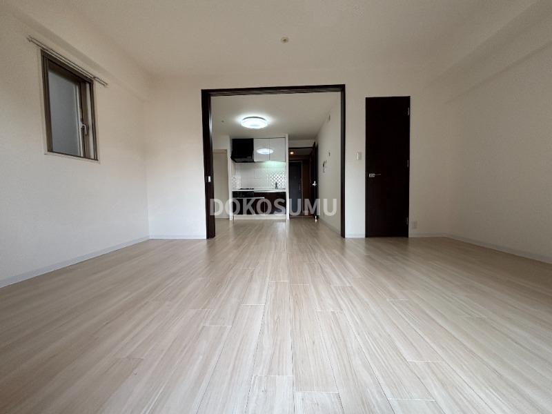 居室・リビング　無駄のない美しさと、暮らしやすさを追求したこだわりの住空間。