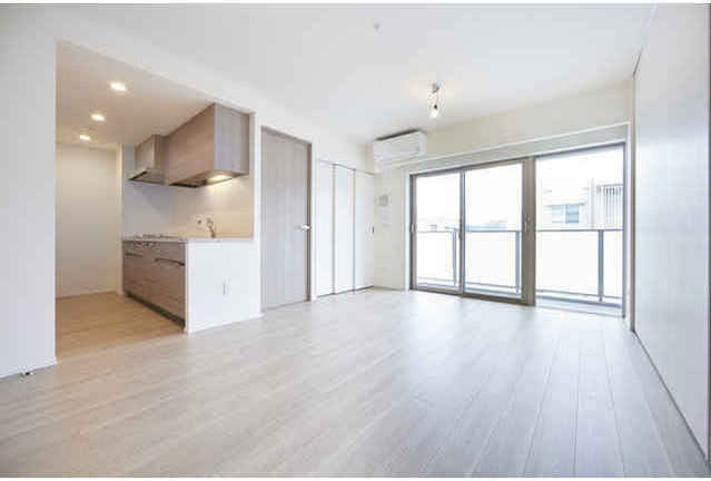 居室・リビング　使いやすい形の為、レイアウトを楽しめます♪