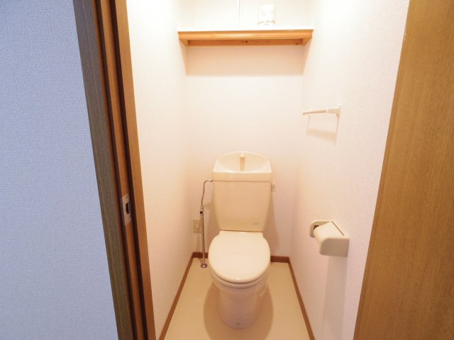 トイレ　シンプルで使いやすいトイレです