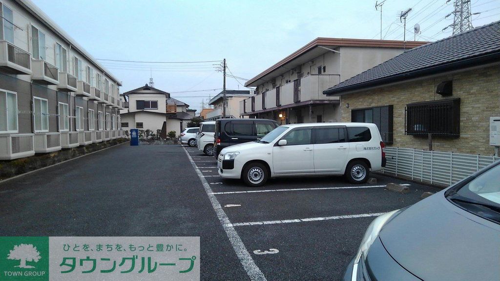 その他　敷地内に駐車場あり