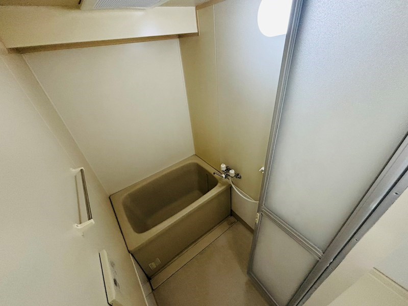 バス・シャワールーム　別部屋参考写真