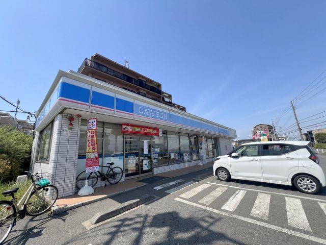 コンビニ　ローソン船橋西船六丁目店（コンビニ）まで162m