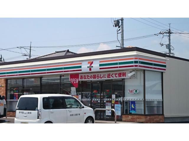 コンビニ　セブンイレブン福山津之郷店（コンビニ）まで713m