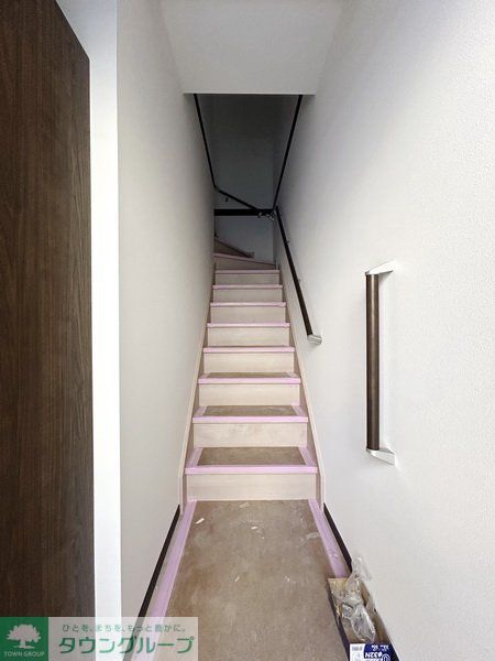 建物外観　駐車場