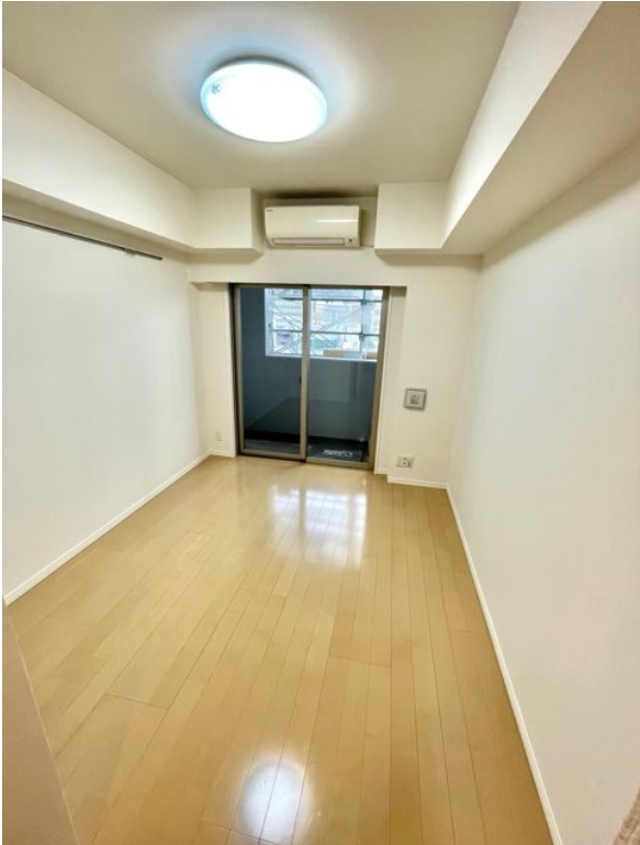 居室・リビング　他部屋参考写真です