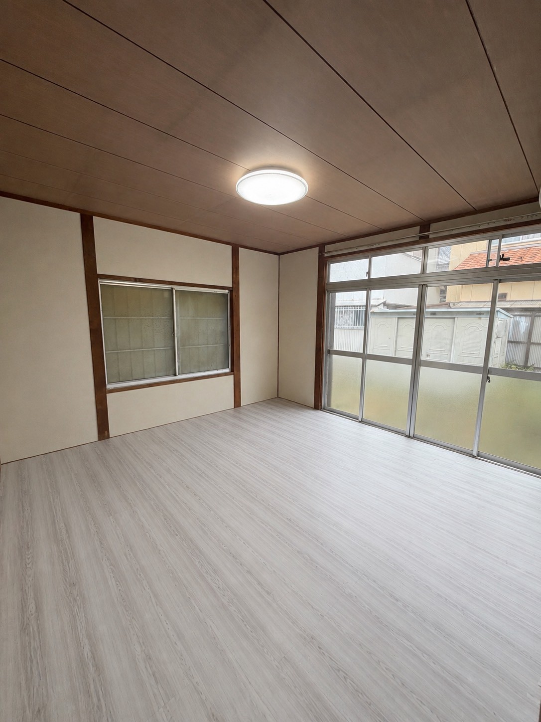愛西市柚木町戸建の内装写真